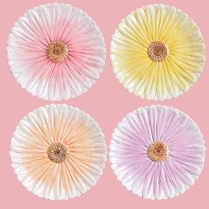 Vintage Bombay BMA2 Daisy China Salad Plates